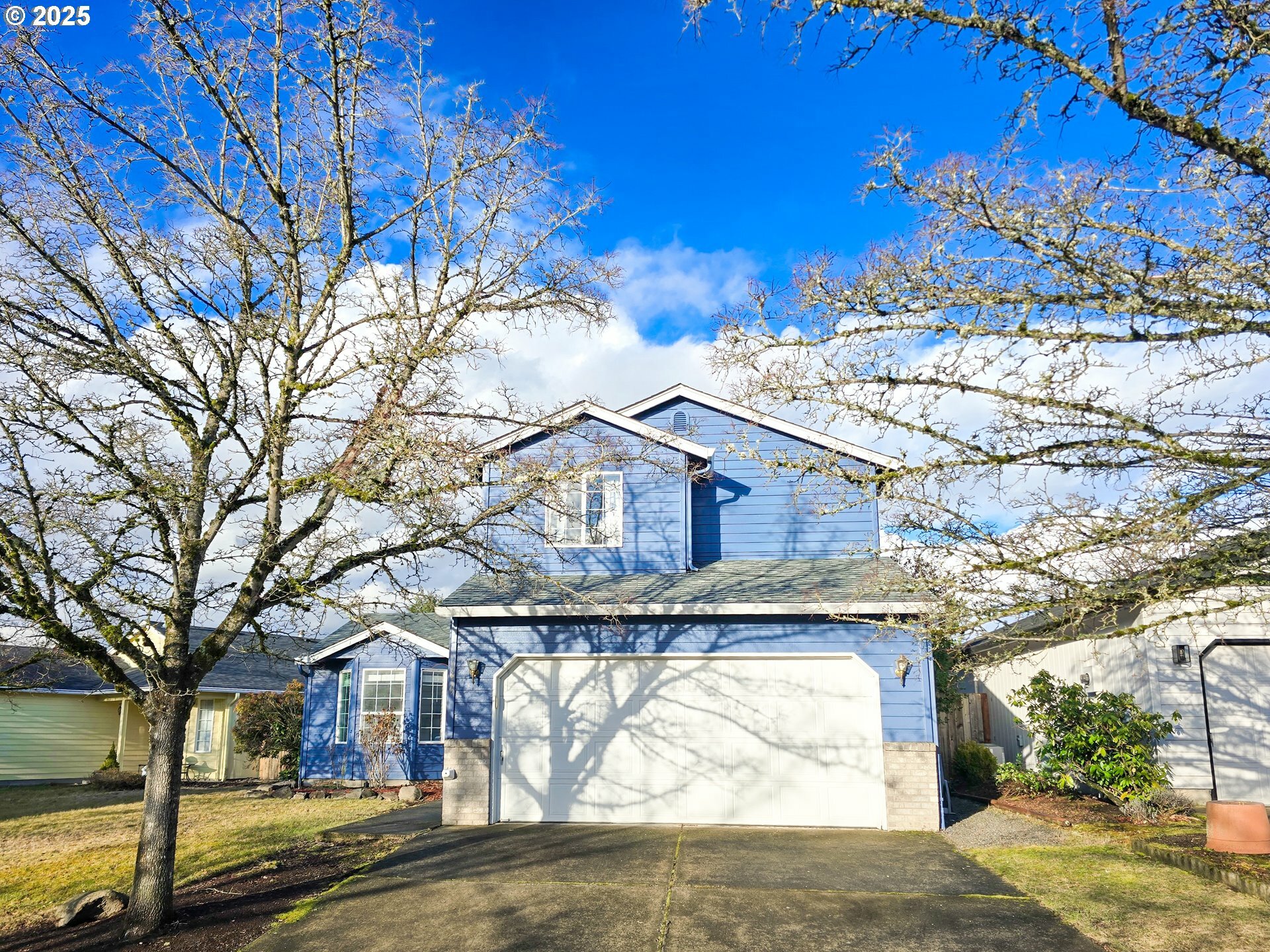 Property Photo:  1819 SE 173rd Ave  WA 98683 