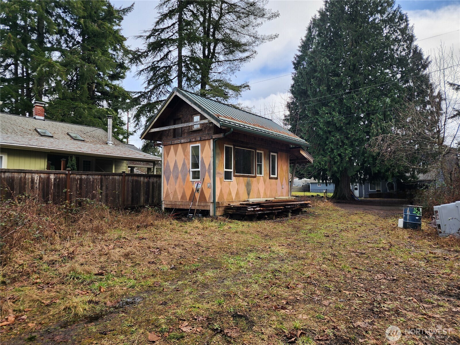 Property Photo:  1720  Dickinson Avenue  WA 98502 