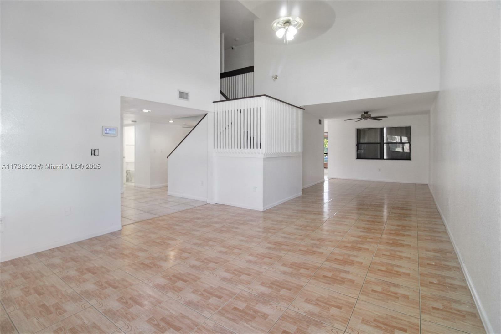 Property Photo:  1240 S Fieldlark Ln  FL 33035 