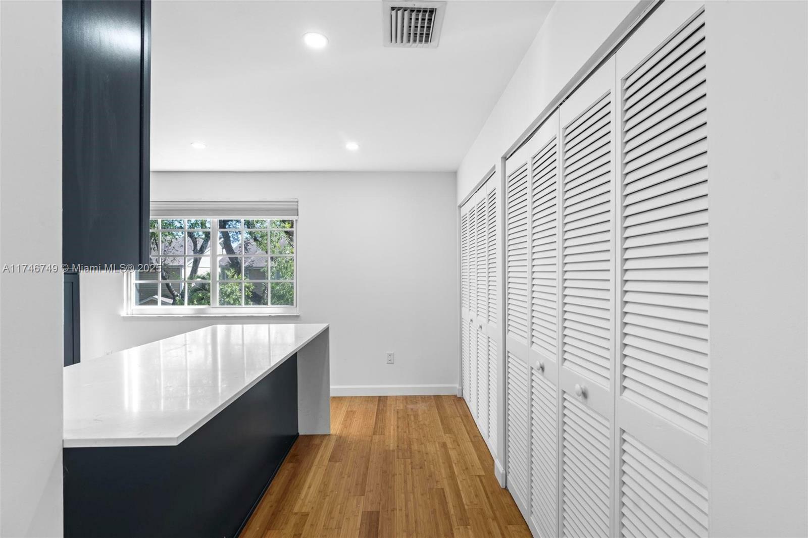 Property Photo: 14451 SW 122nd Pl 1102 FL 33186