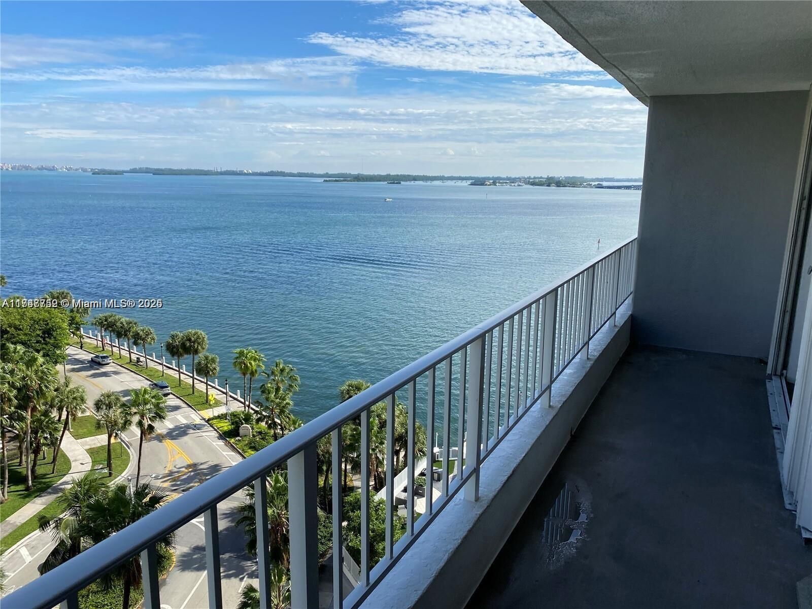 Property Photo:  200 SE 15th Rd 12H  FL 33129 