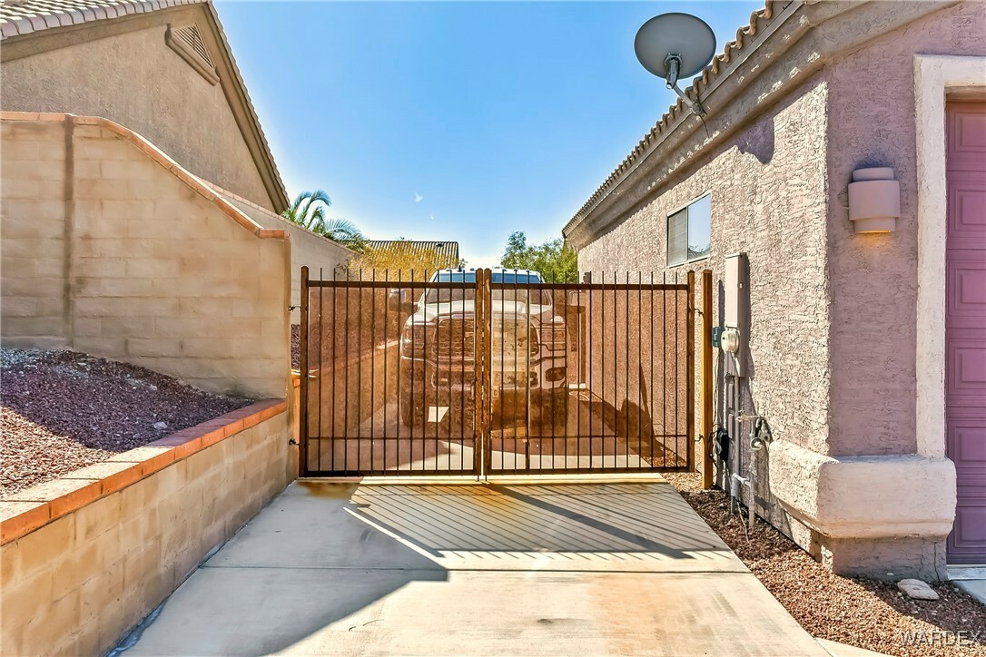 Property Photo: 941 Talon Pointe Drive AZ 86429