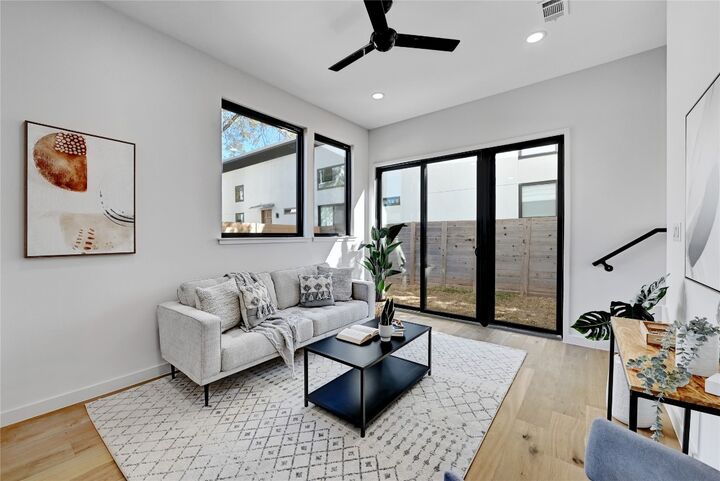 Property Photo:  2717 Lyons Road 2  TX 78702 