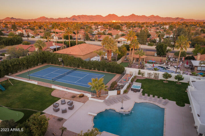 Property Photo: 5532 E Crocus Drive AZ 85254