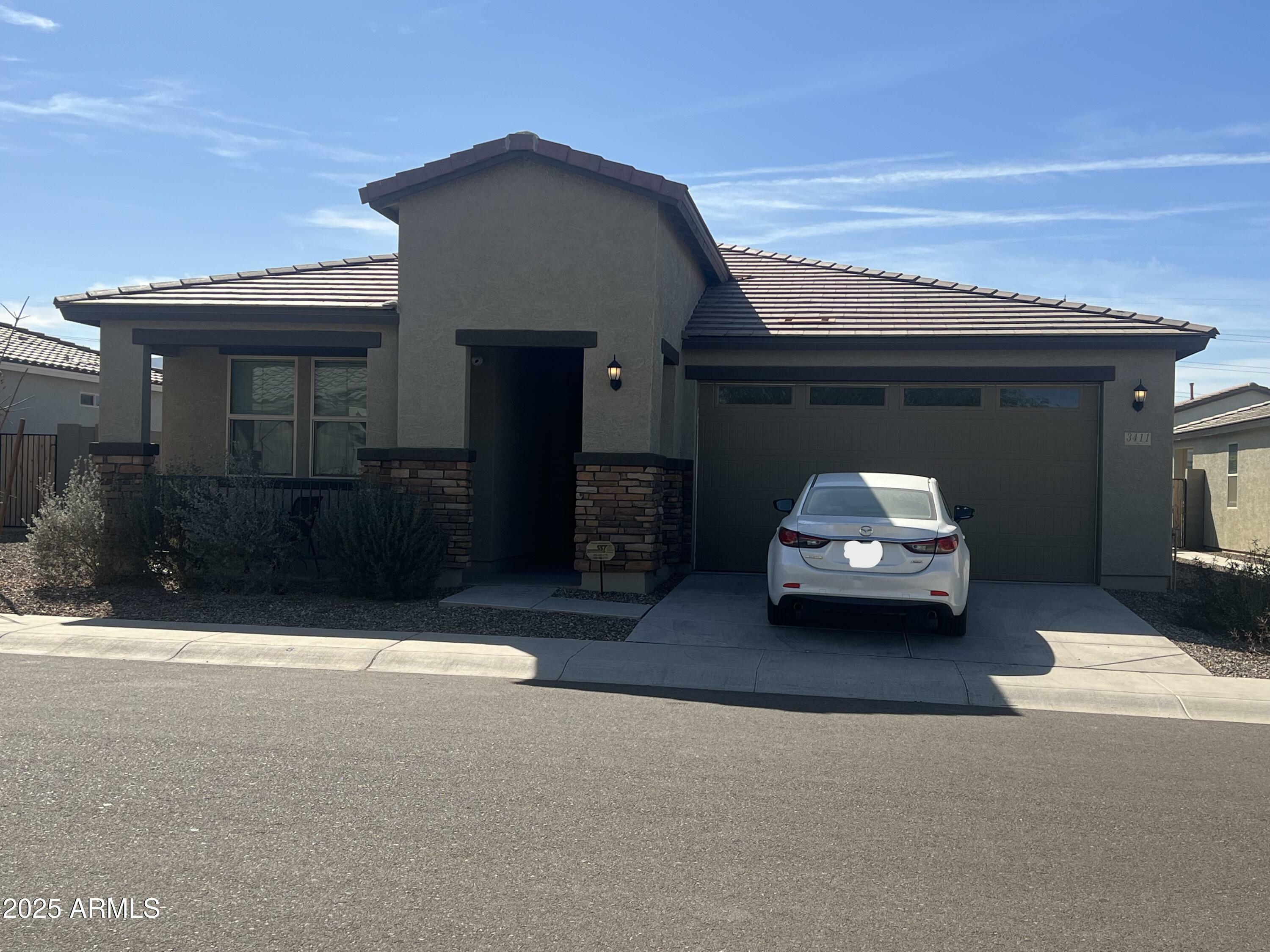 3411 W Pollack Street  Phoenix AZ 85041 photo