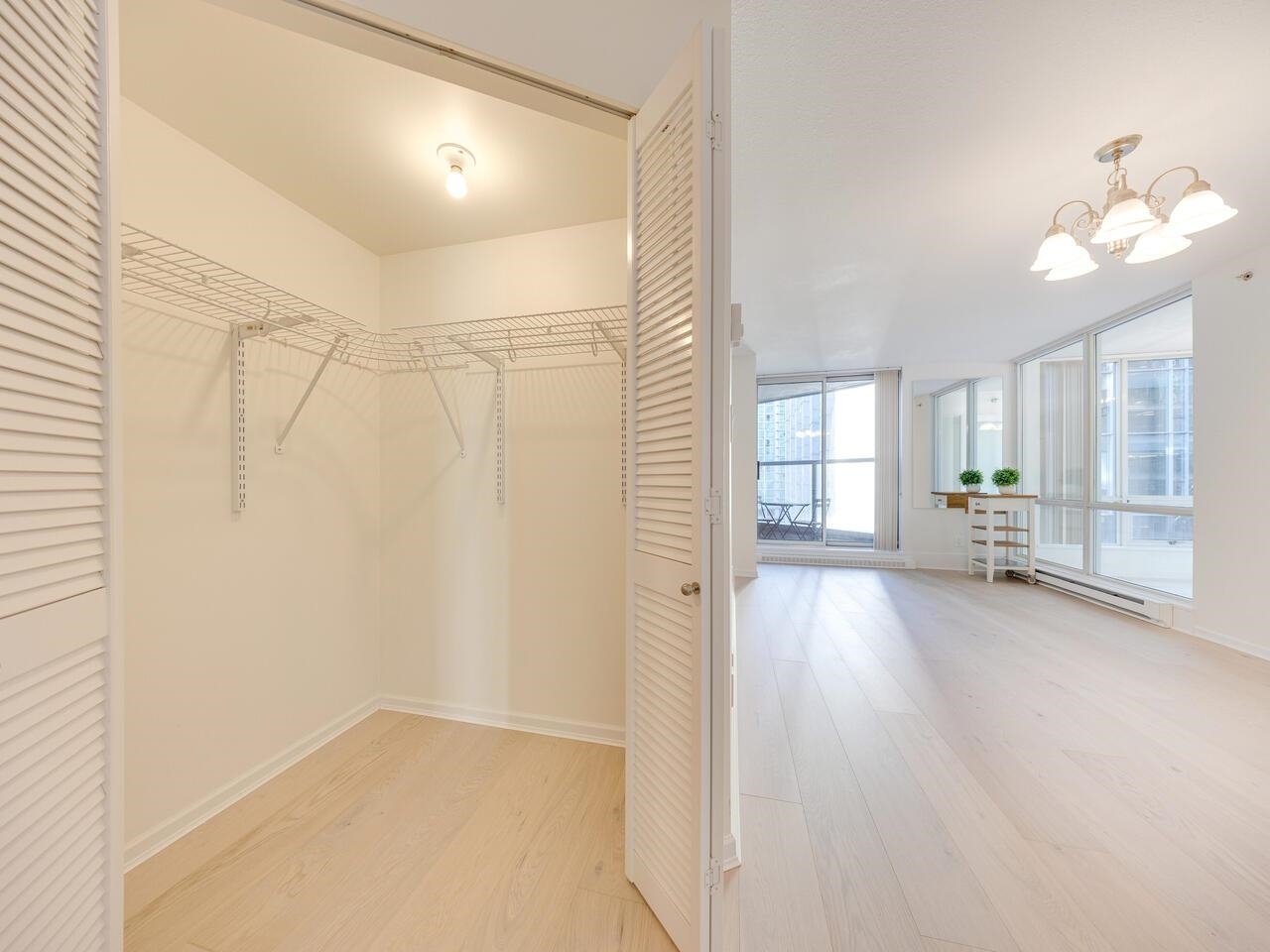 Property Photo: 1166 Melville Street 901 BC V6E 4P6