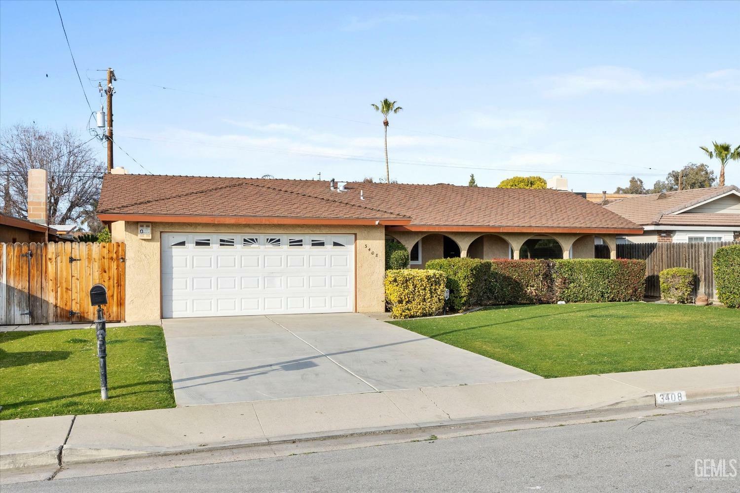 Property Photo:  3408 Kennedy Avenue  CA 93309 