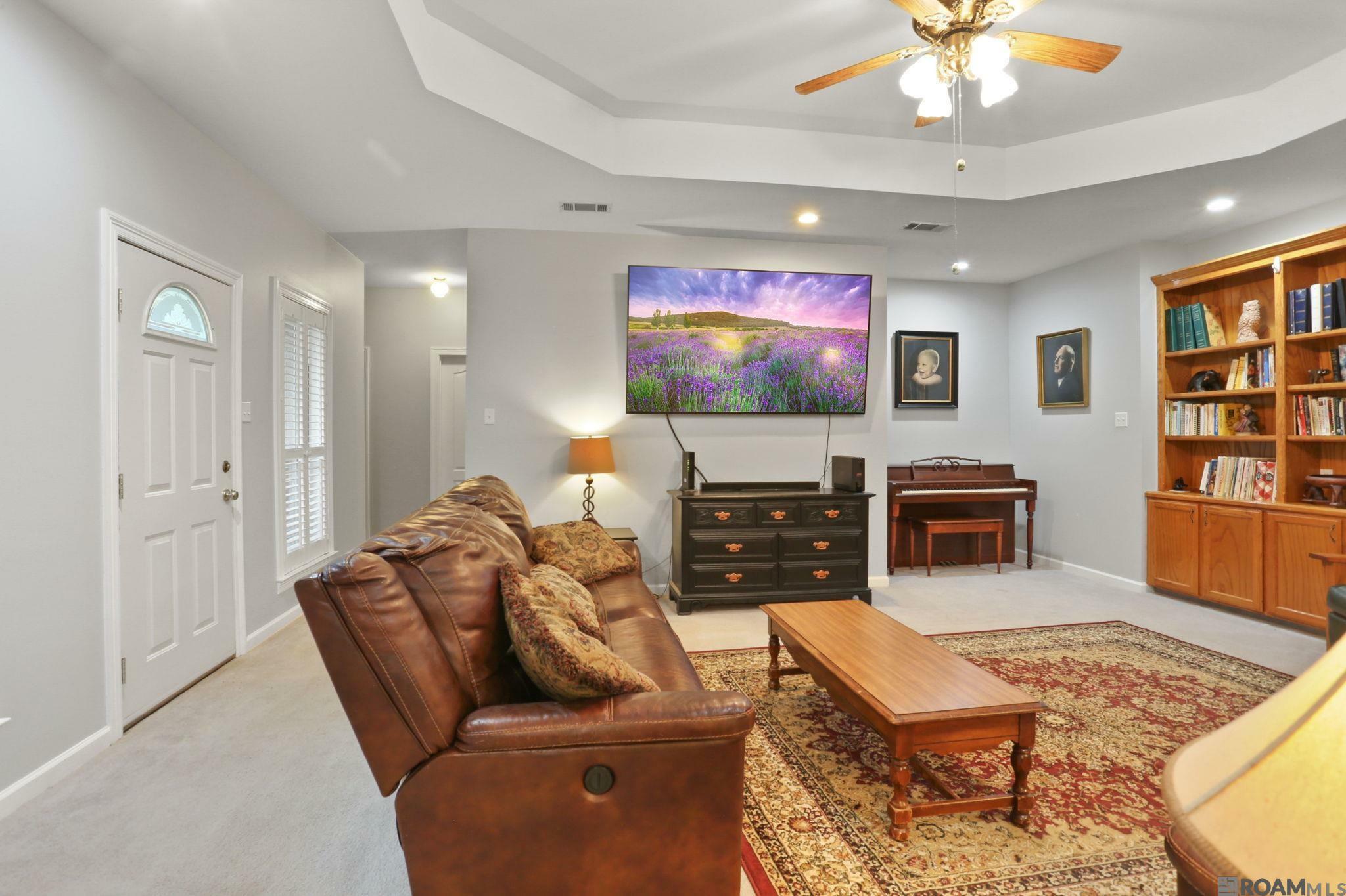 Property Photo: 6064 La Hwy 44 LA 70737