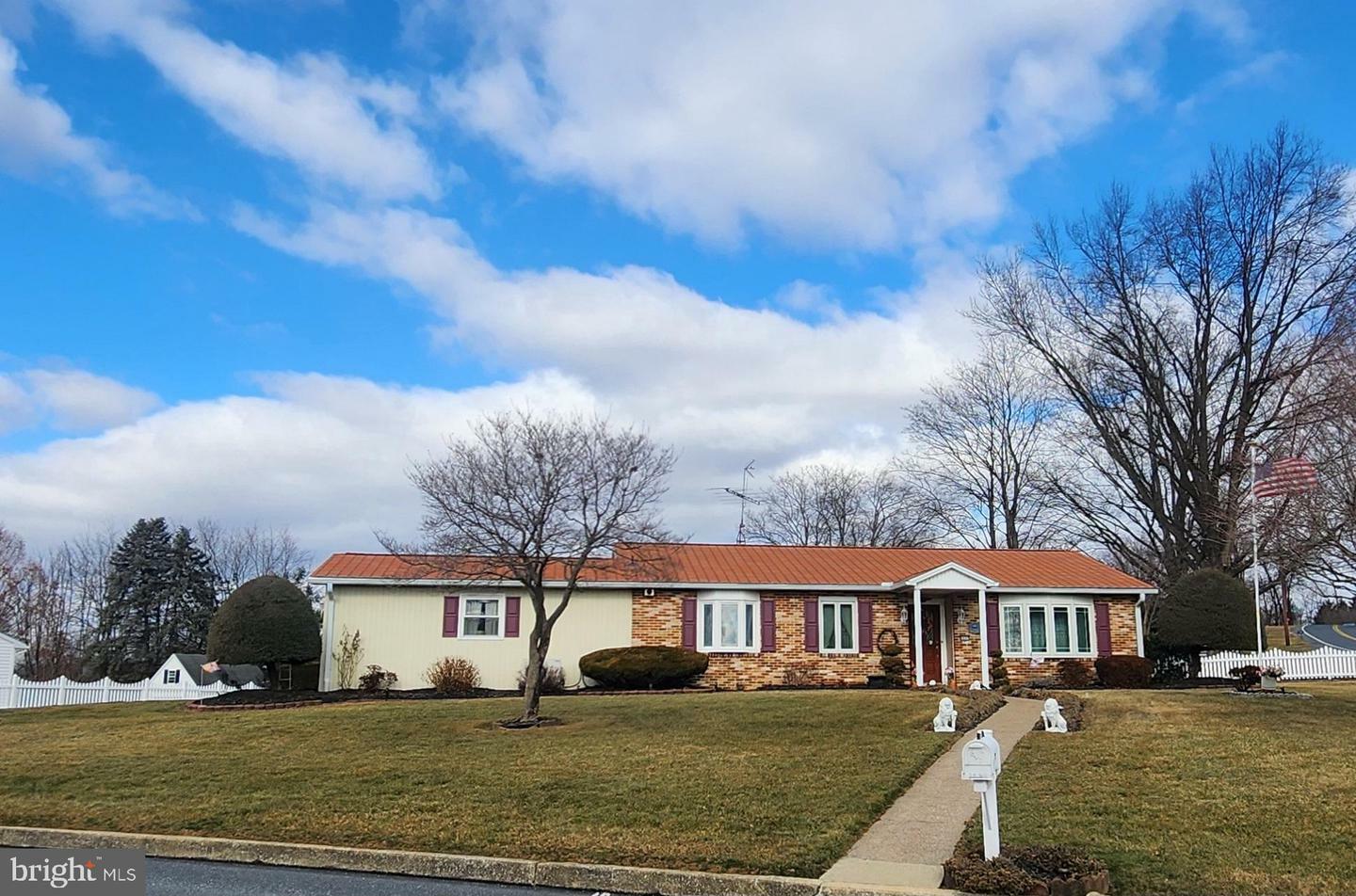 6400 Lexington Drive  Mechanicsburg PA 17050 photo