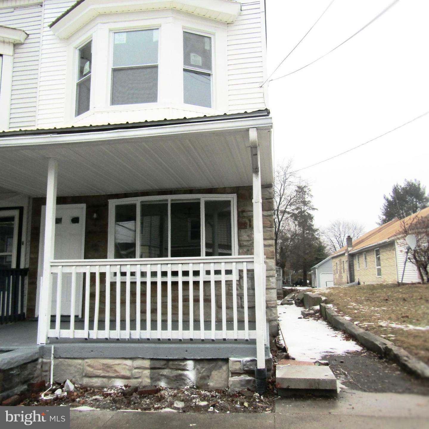 111 North Street  Millersburg PA 17061 photo