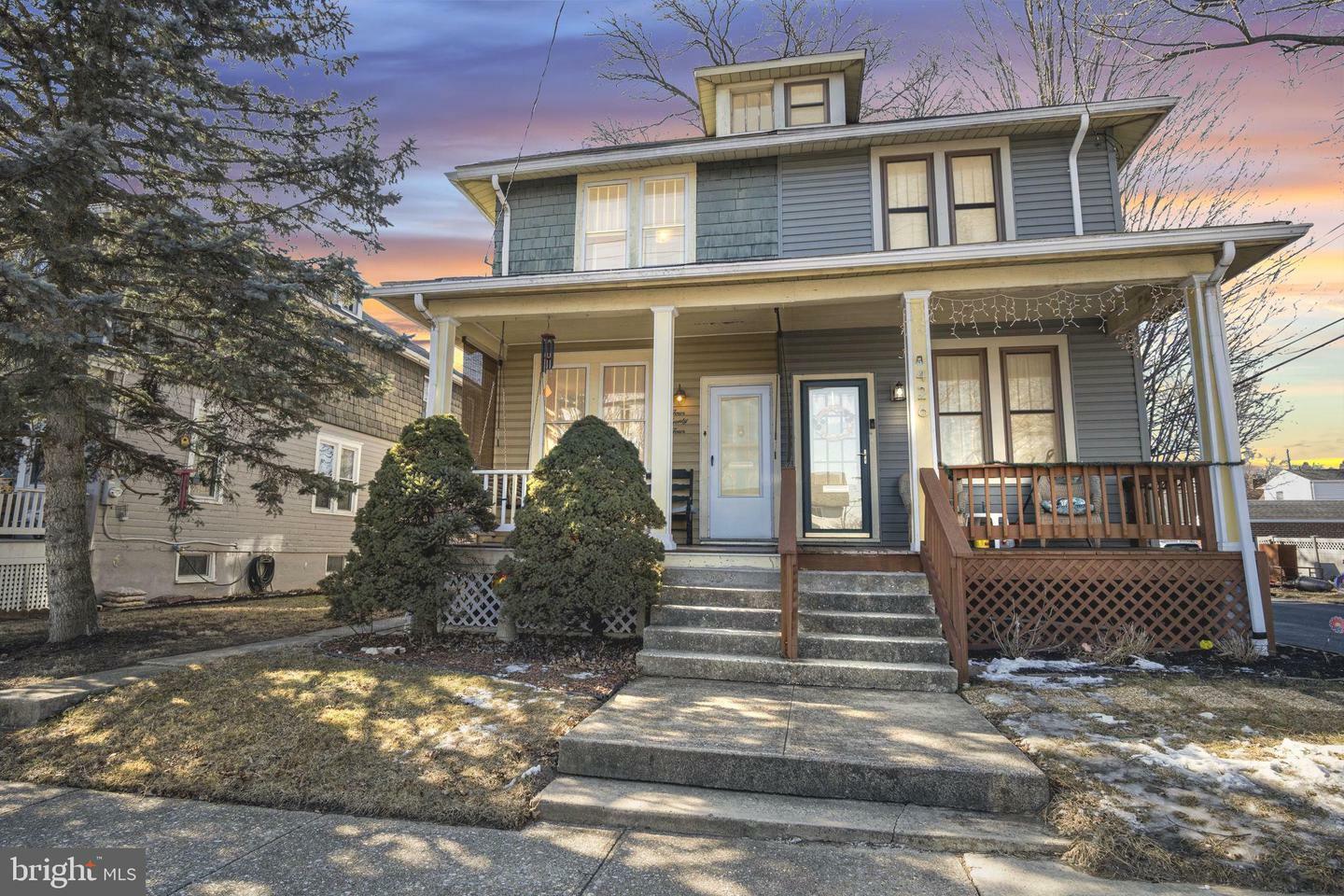 Property Photo:  424 Geary Avenue  PA 17070 