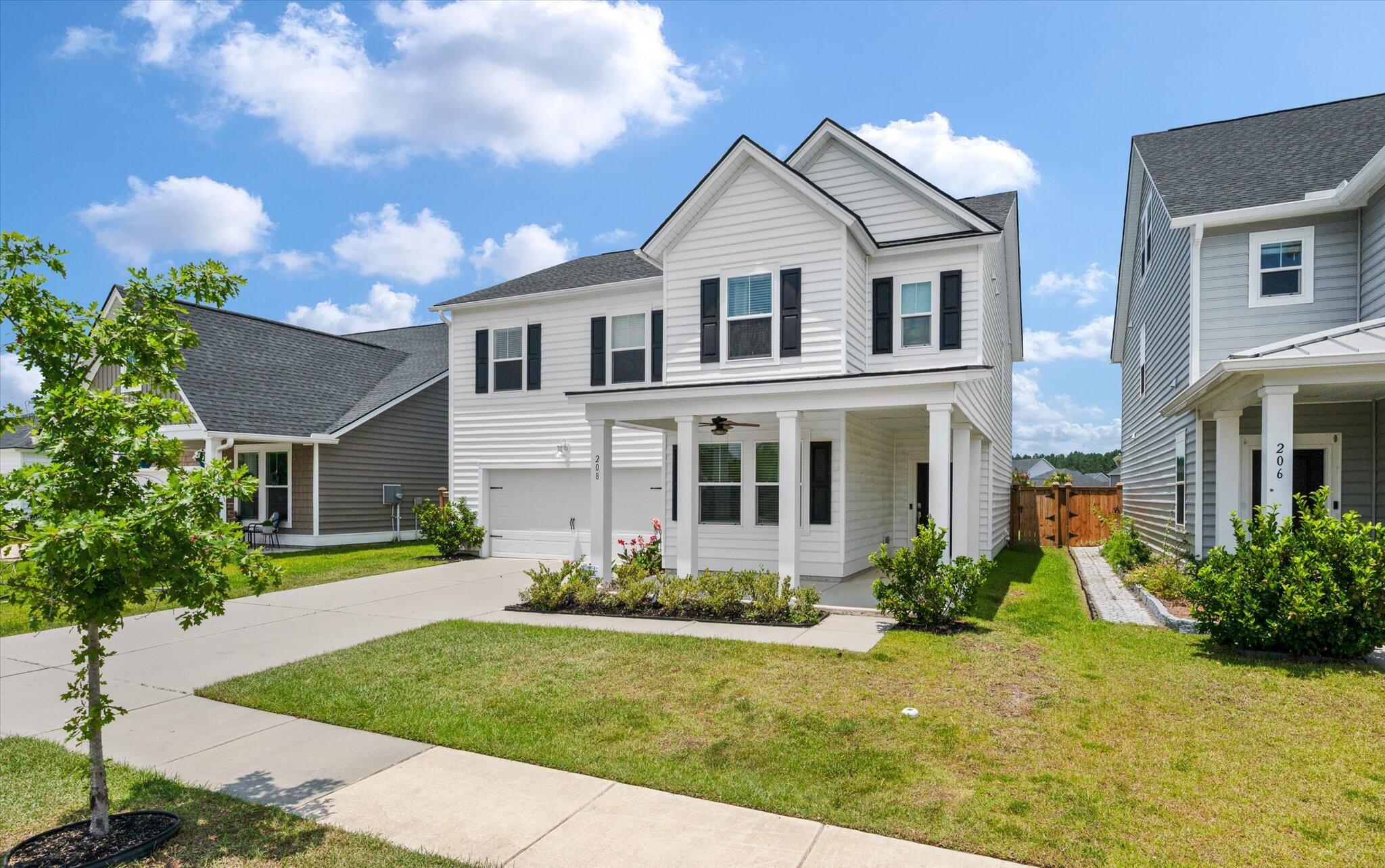 Property Photo:  208 Evergreen Avenue  SC 29485 