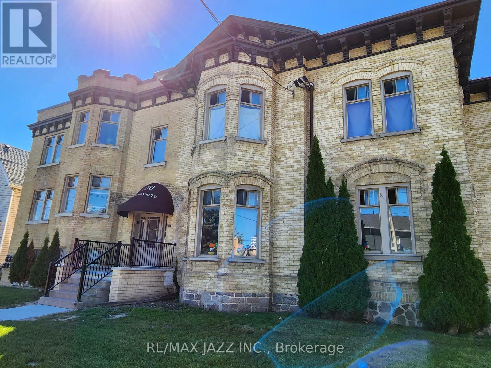 Property Photo:  170 Simcoe Street South  ON L1H 4H1 