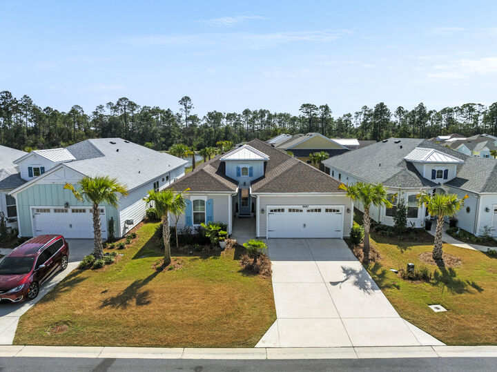 Property Photo: 8687 Coral Reef Way FL 32413