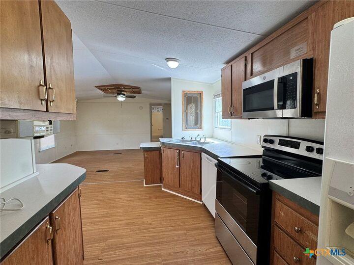 Property Photo:  1103 Olmos Road  TX 78155 