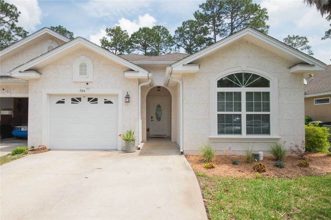 Property Photo: 564 Eagle Boulevard GA 31548