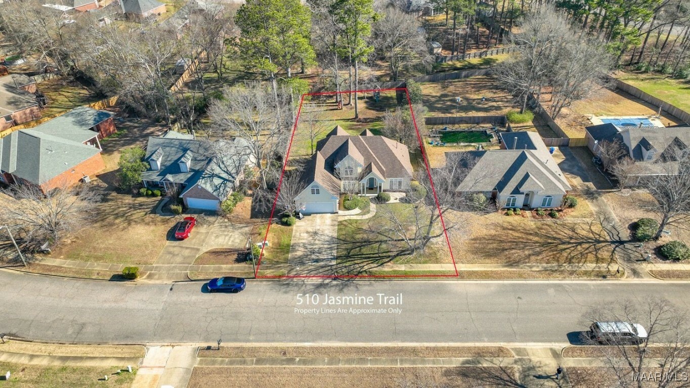 Property Photo: 510 Jasmine Trail AL 36066