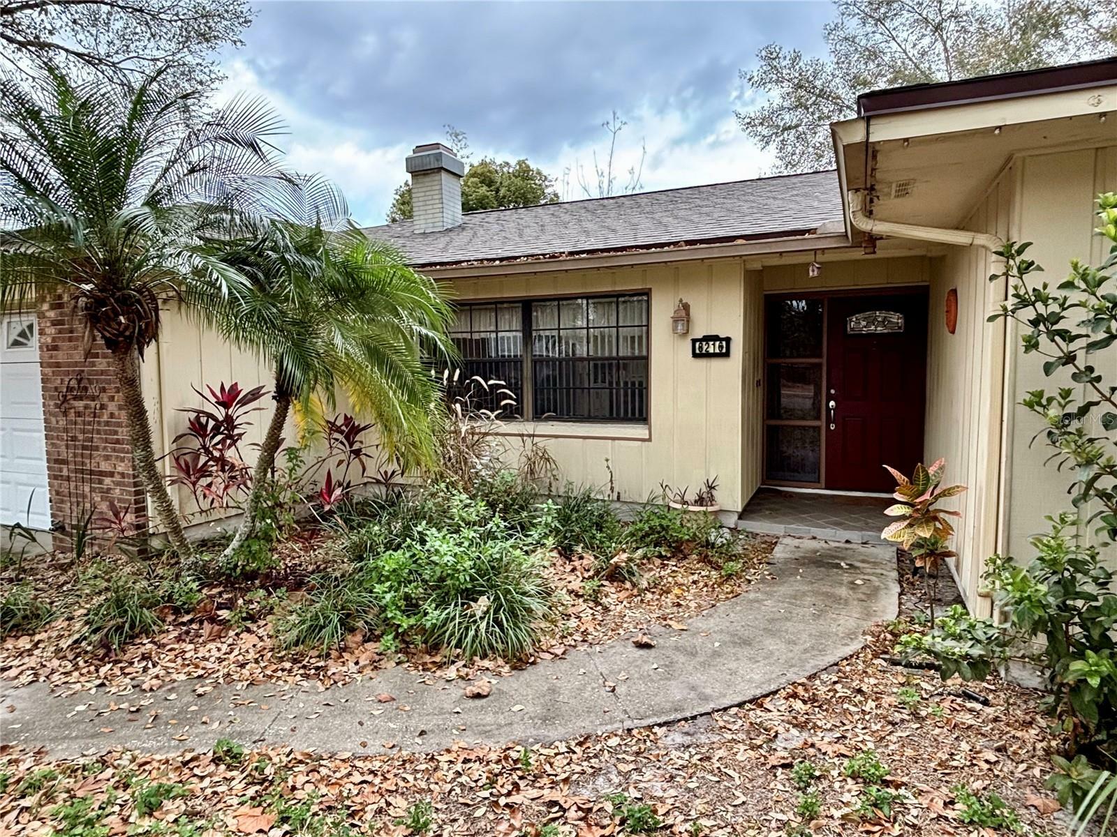 Property Photo:  8216 Bluestar Circle  FL 32819 