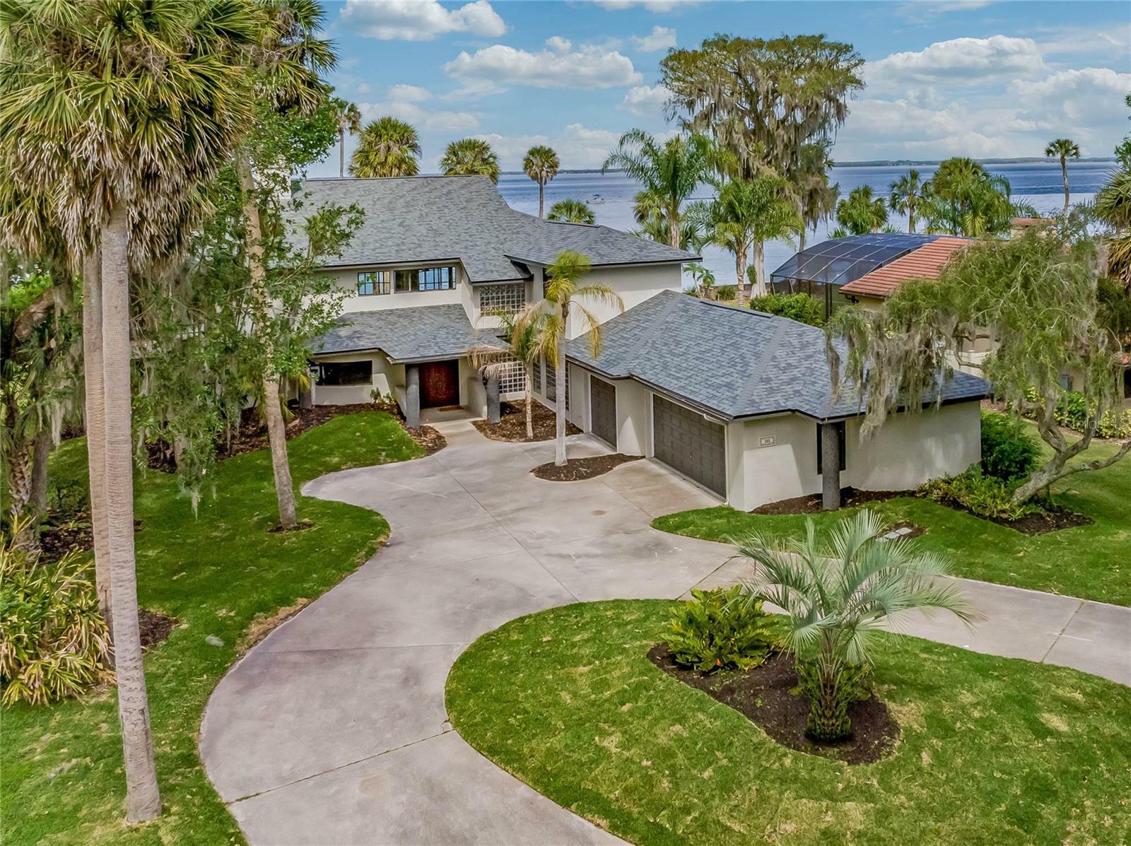 303 Waterwood Drive  Yalaha FL 34797 photo