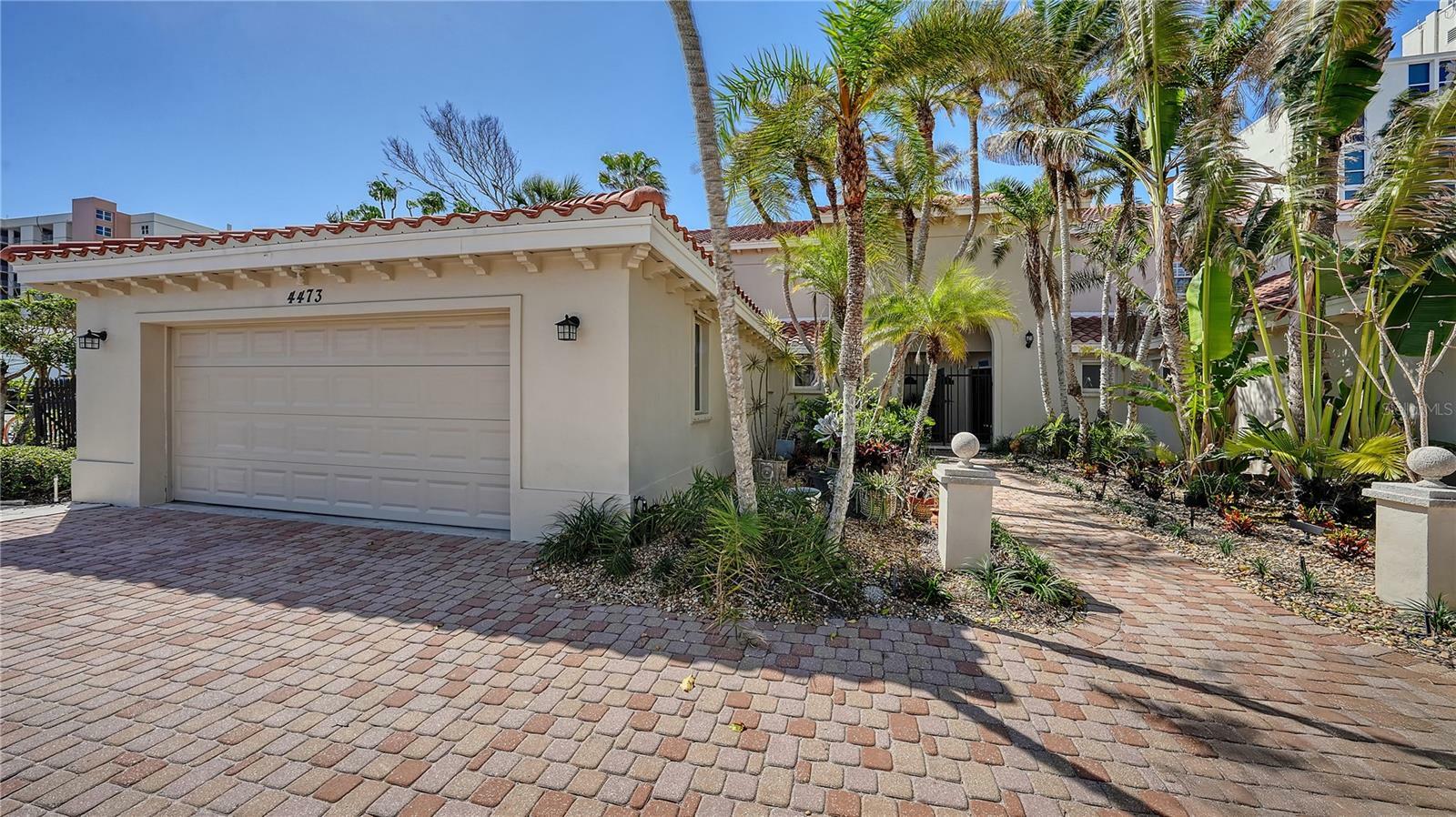 Property Photo: 4473 Gulf Of Mexico Drive FL 34228