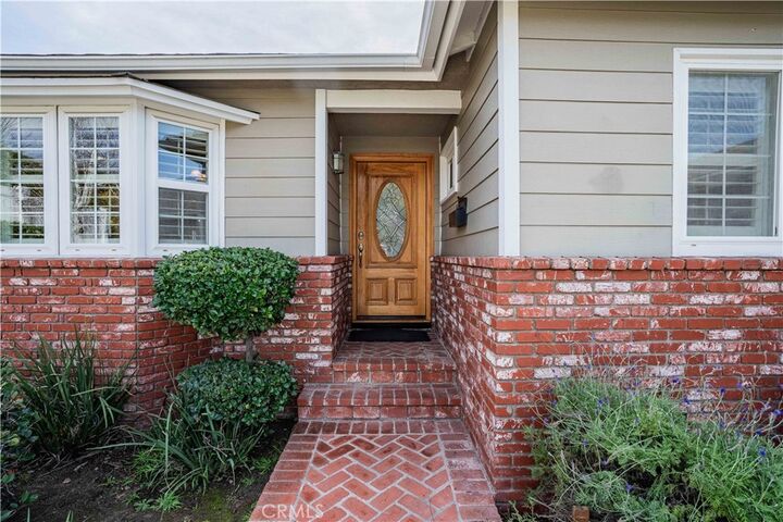 Property Photo:  612 Uclan Drive  CA 91504 