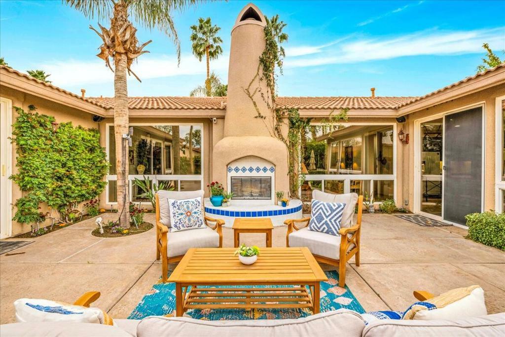 Property Photo: 78900 Via Melodia CA 92253