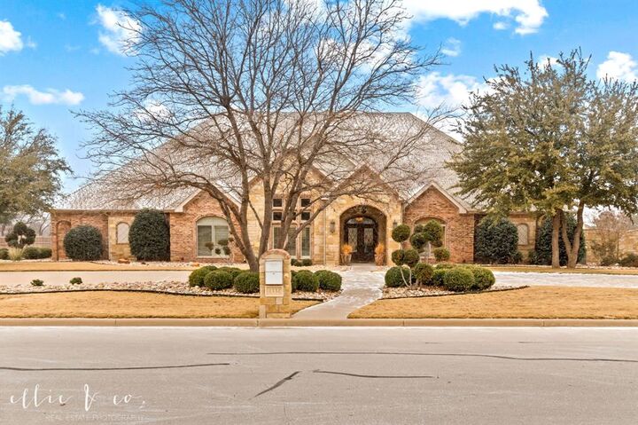 Property Photo:  4334 La Hacienda Drive  TX 79602 