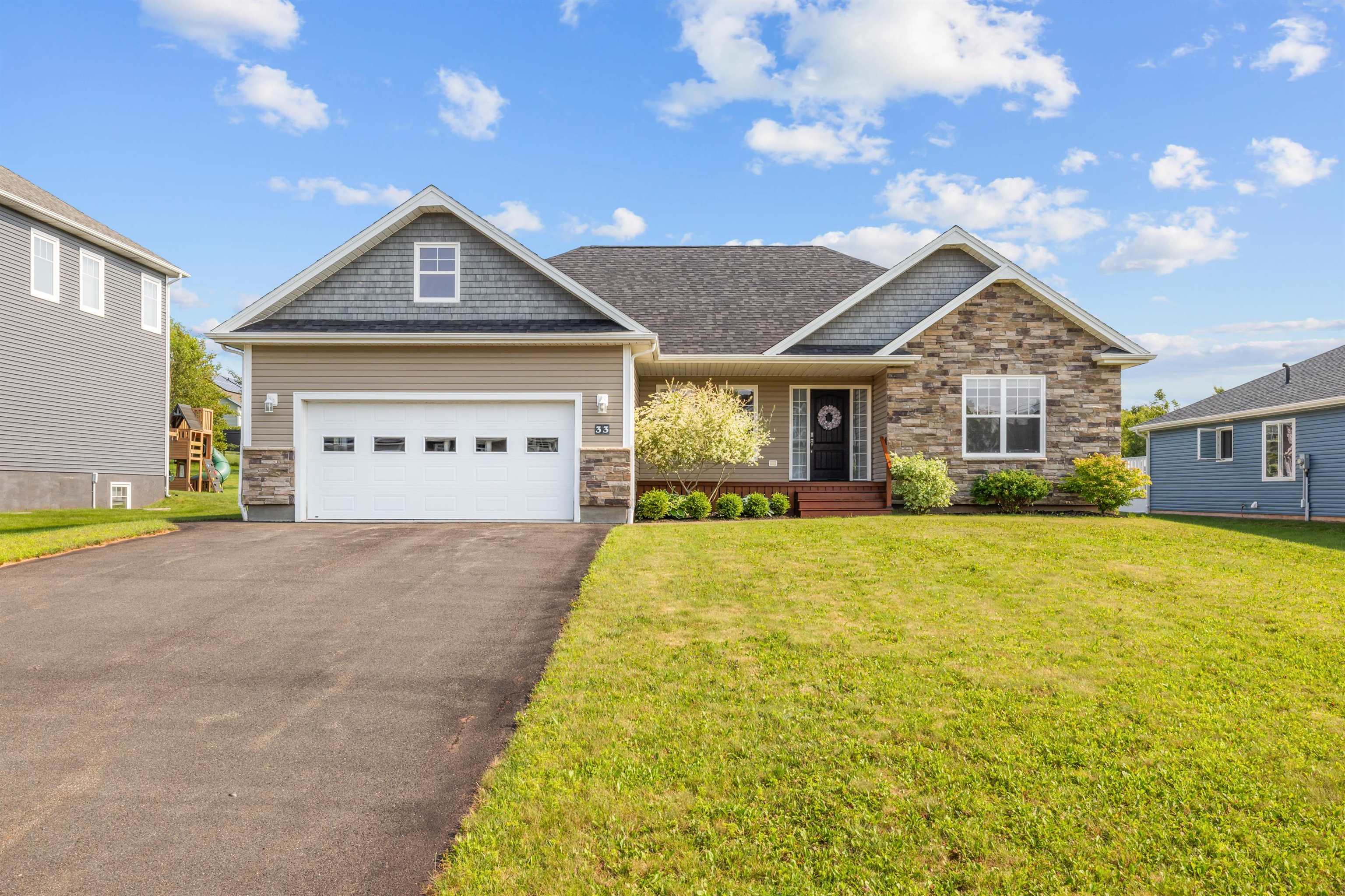 Property Photo: 33 St. George Crescent PE C1B 3X3