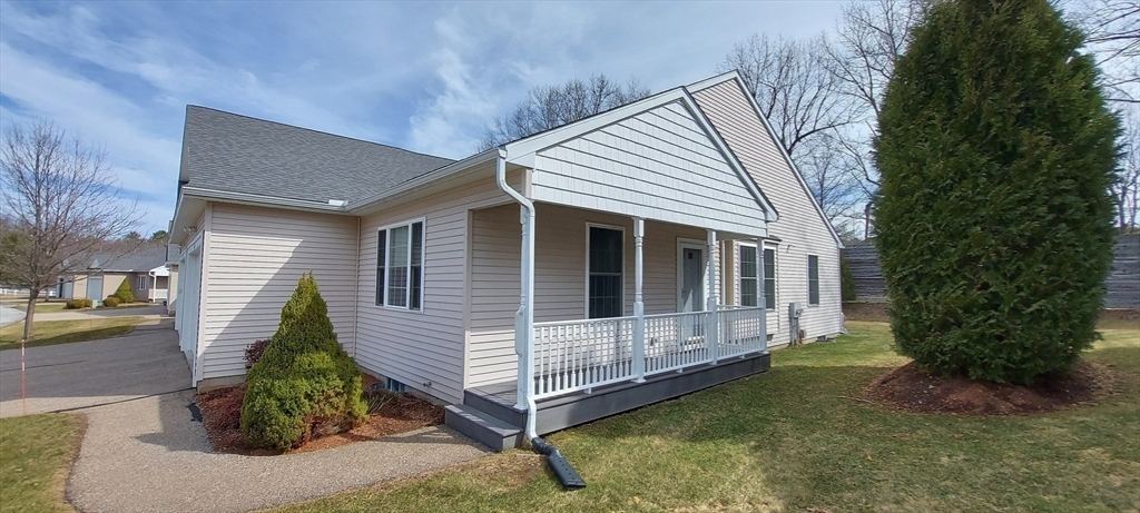 Property Photo: 148 Angell Brook Dr 148 MA 01583