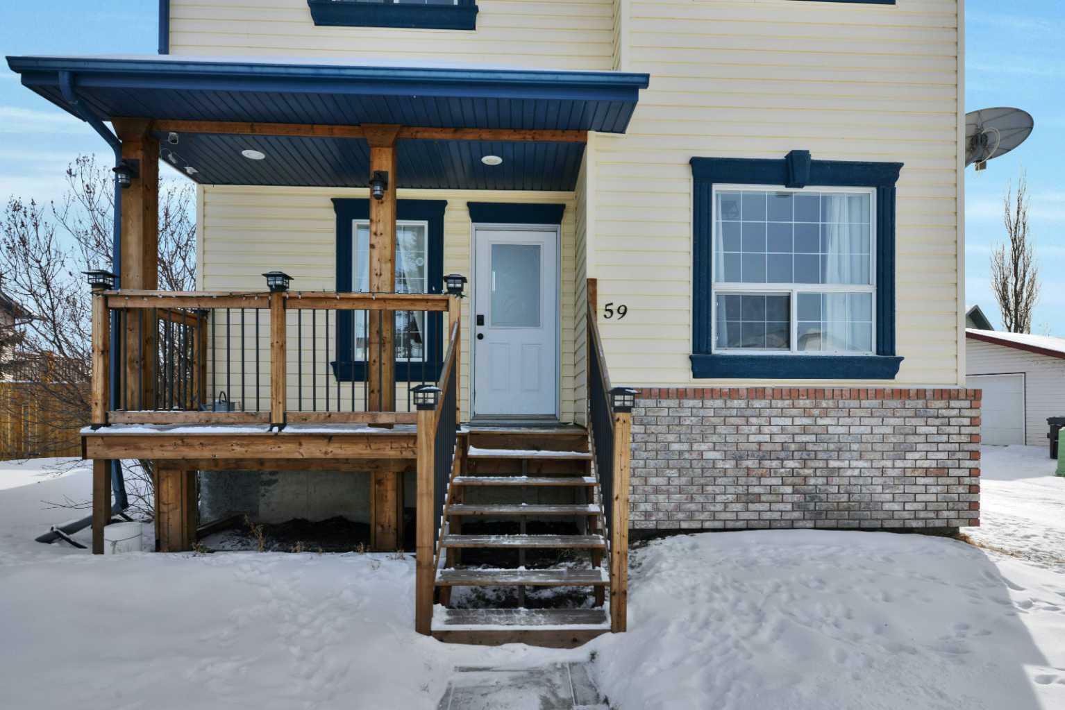 Property Photo:  59 Hallgren Drive  AB T4S 2G8 