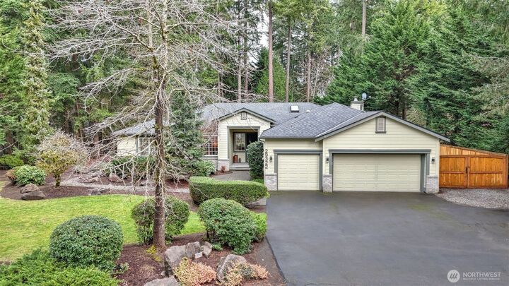Property Photo: 29322 204th Place SE WA 98042