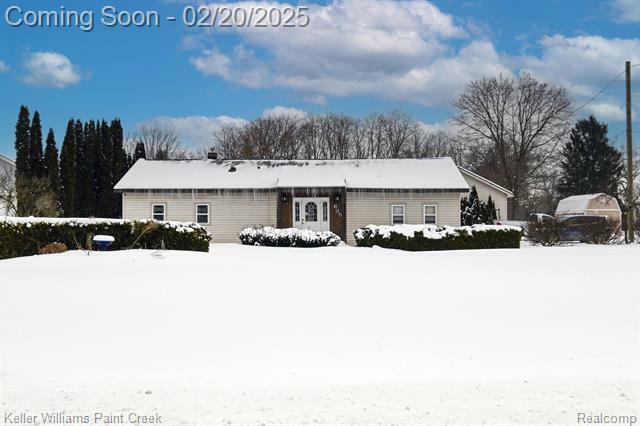 635 Joslyn Road  Orion Twp MI 48362 photo