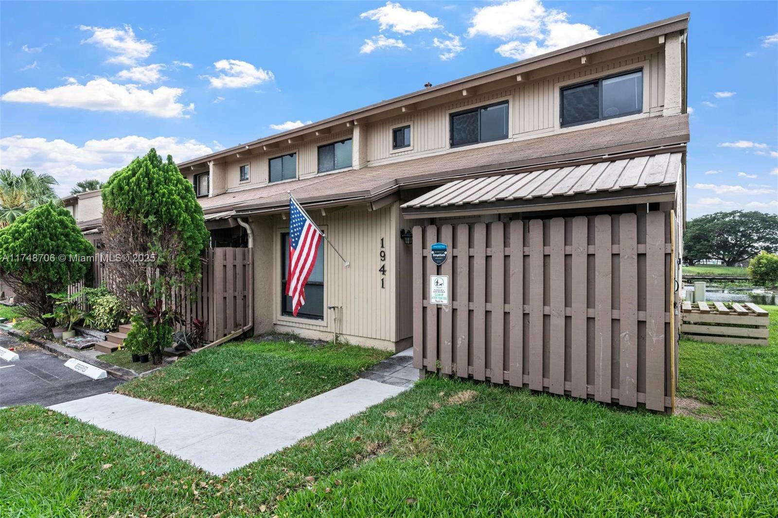 Property Photo:  1941 SW 82nd Ave  FL 33324 