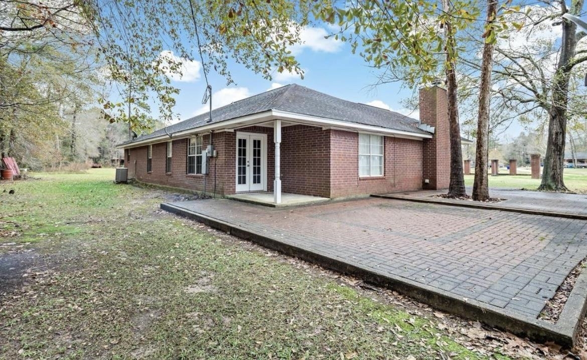 Property Photo:  380 Blackgum St.  TX 77625 