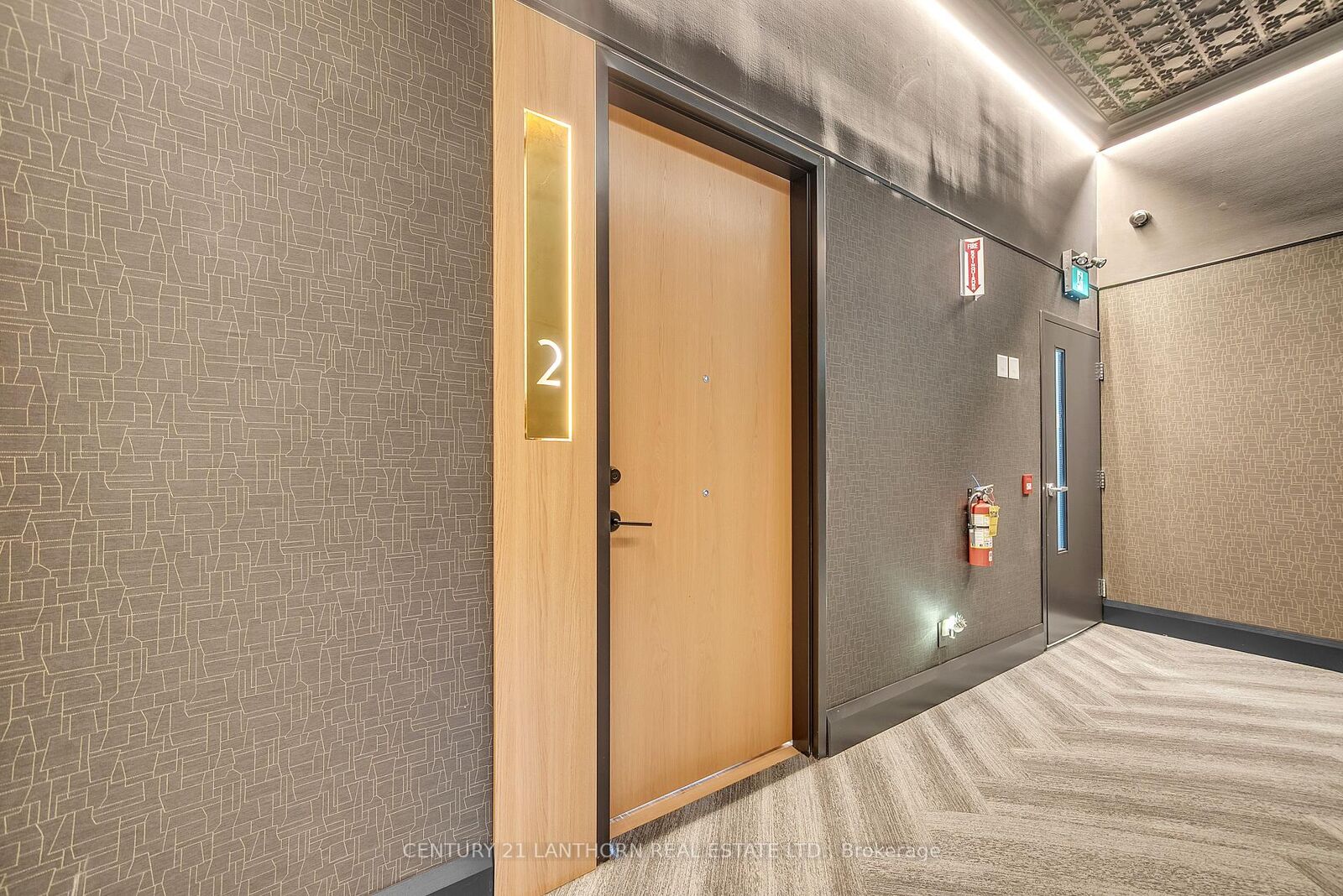 Property Photo: 38 Front Street Unit # 2 ON K8N 4N2