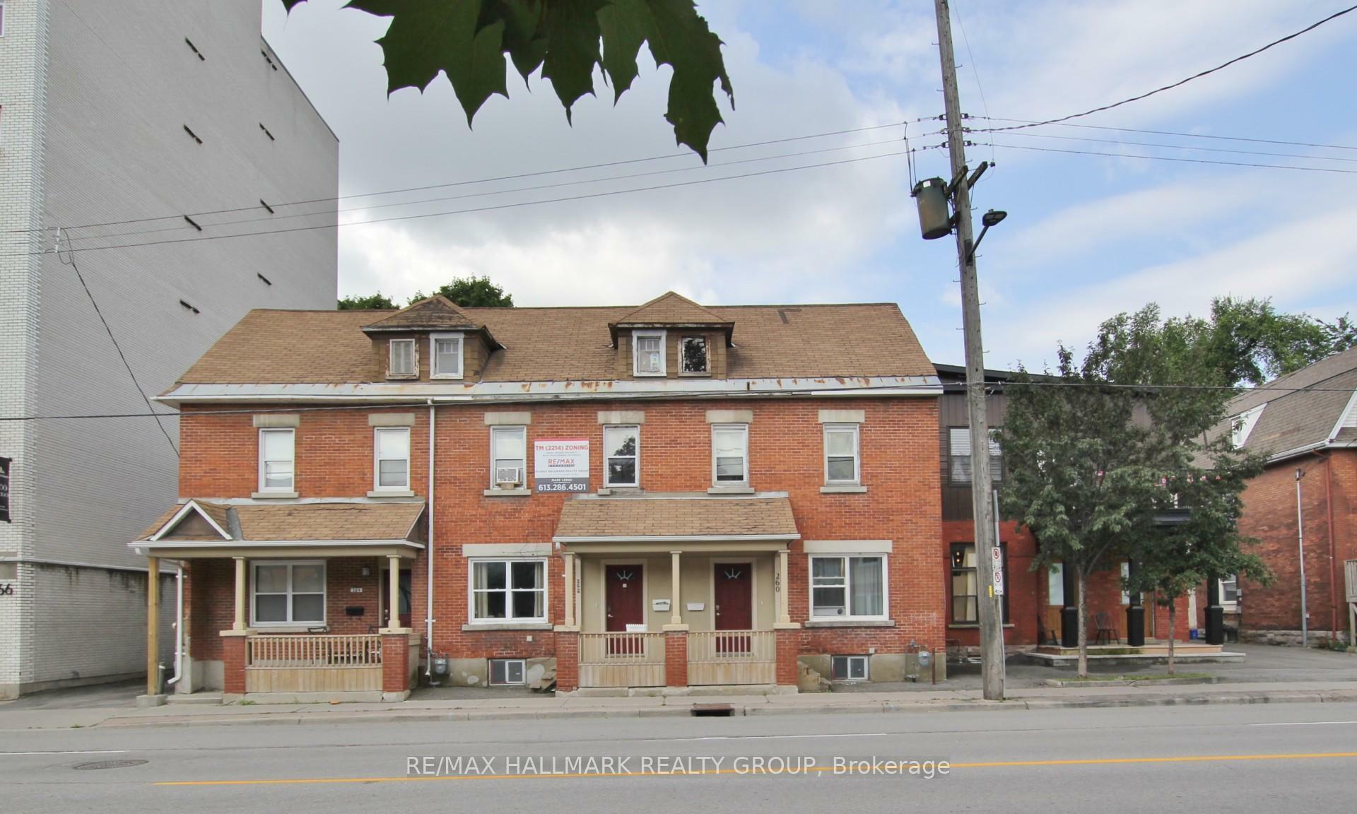 Property Photo: 258, 260, 262, 264 Bronson Avenue S ON K1R 6H8