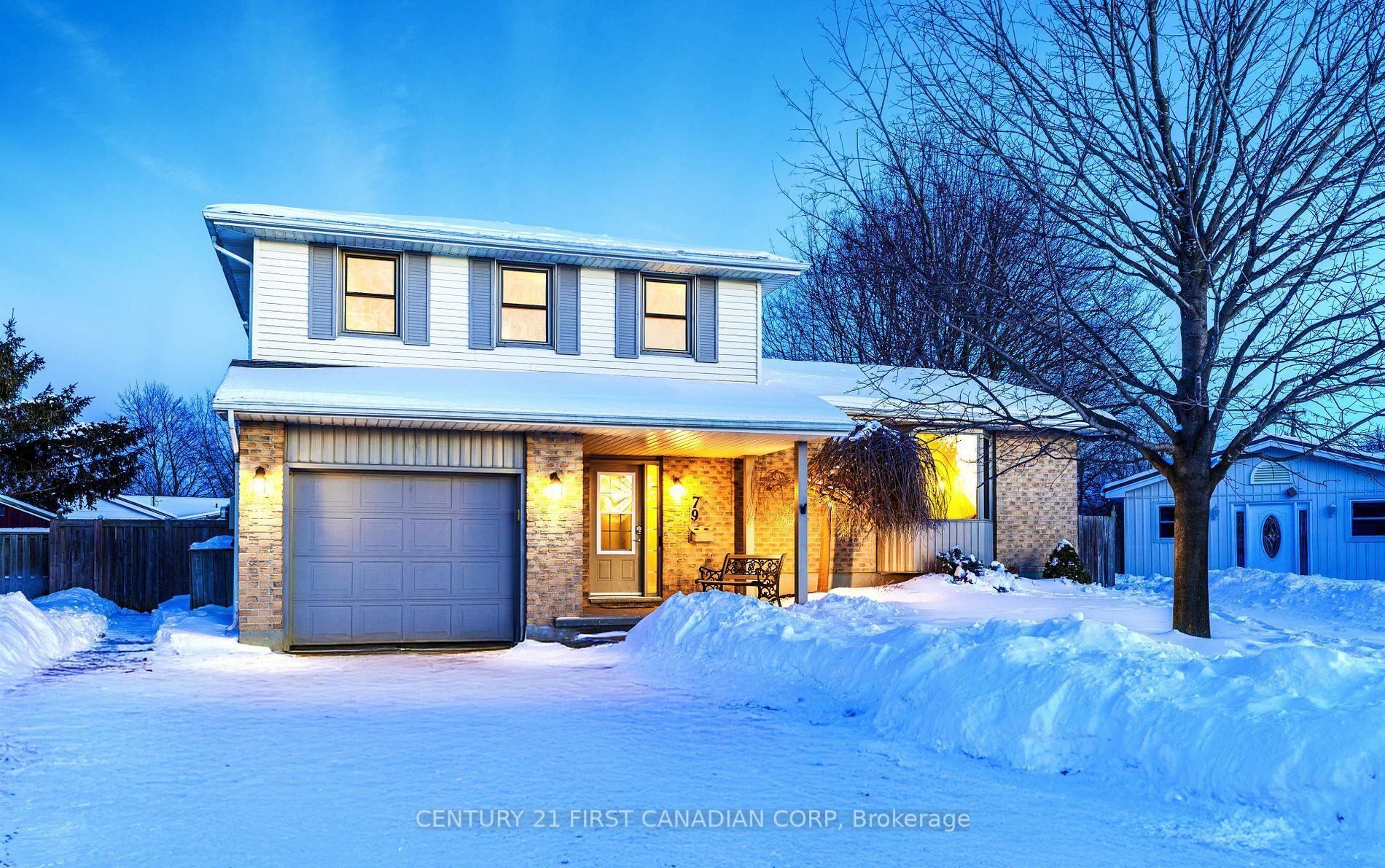 Property Photo:  79 Dufferin St  ON N5H 2L9 