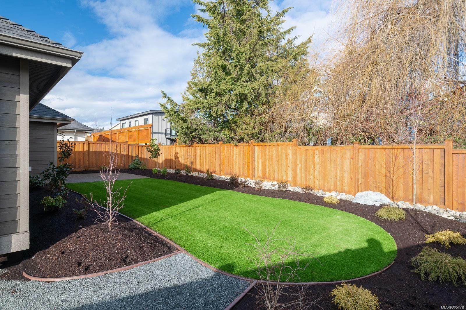 Property Photo: 594 Rainbow Way BC V9P 1H3