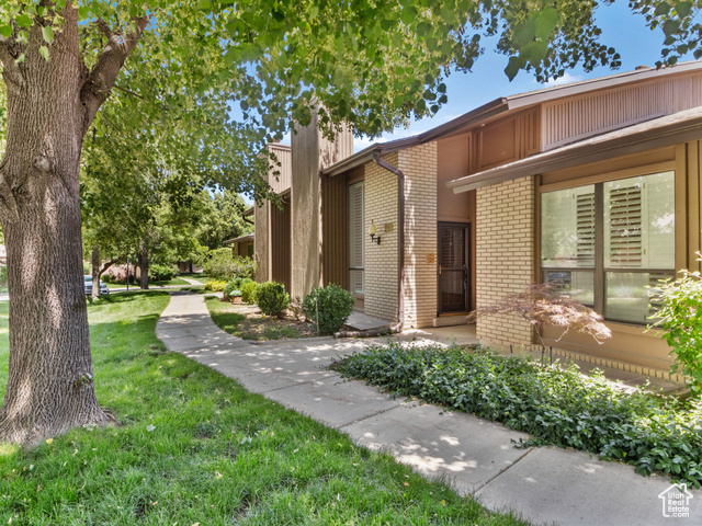 Property Photo: 6576 S 1615 E UT 84121