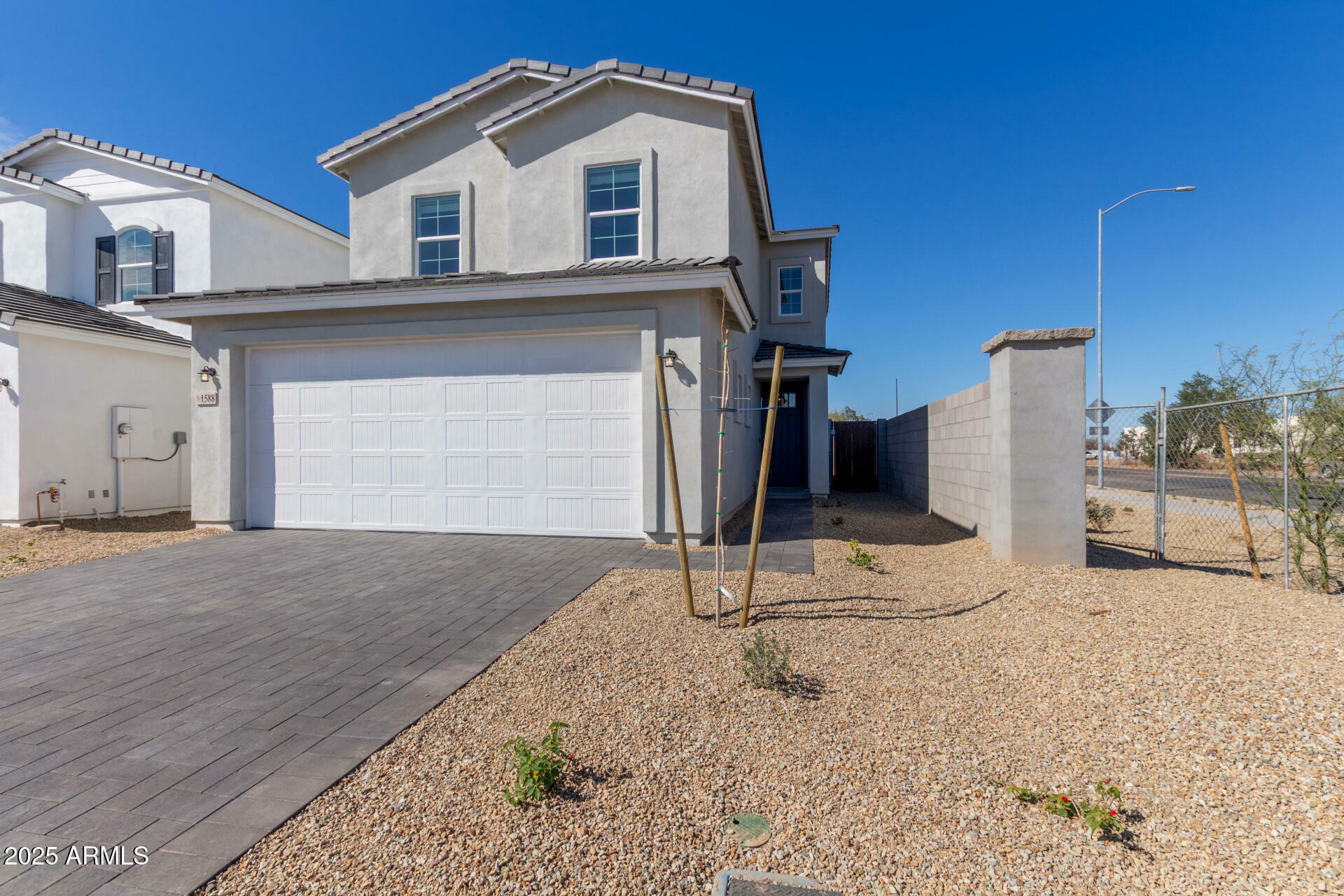 Property Photo:  1588 N Pueblo Drive  AZ 85120 