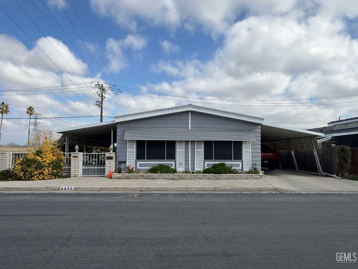 Property Photo: 4508 Prince Street CA 93301