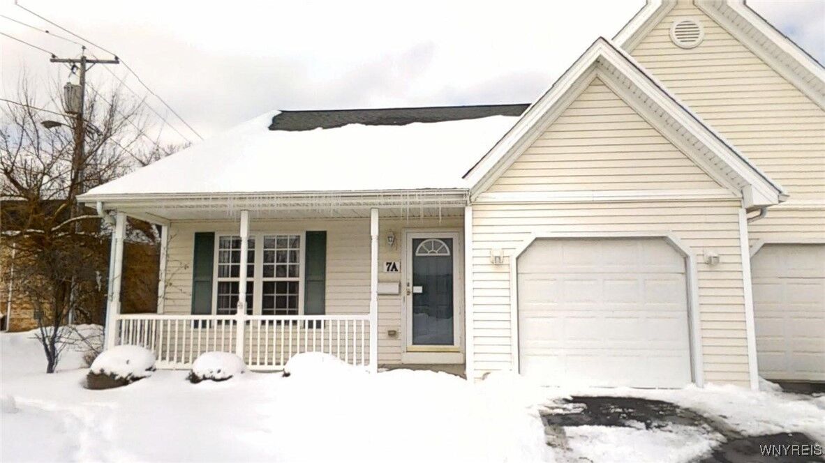 Property Photo:  7 Astor Ridge Drive A  NY 14228 
