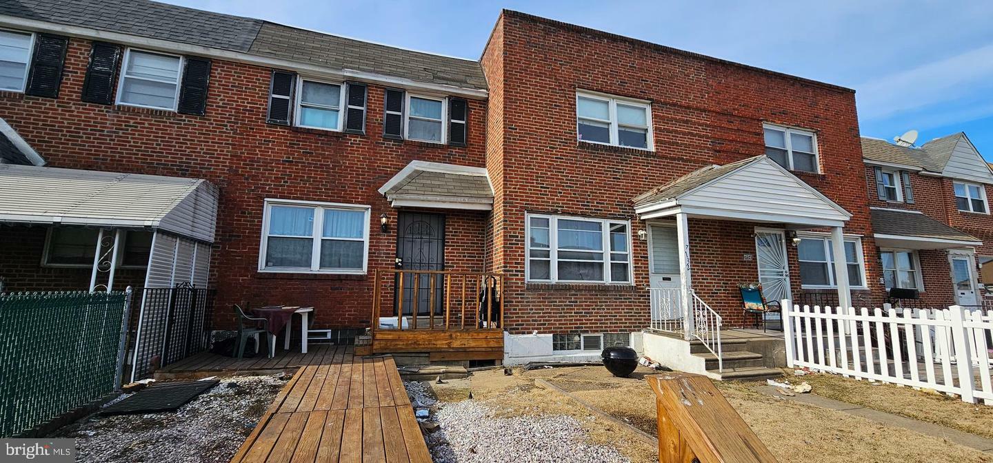 7130 Bustleton Avenue  Philadelphia PA 19149 photo