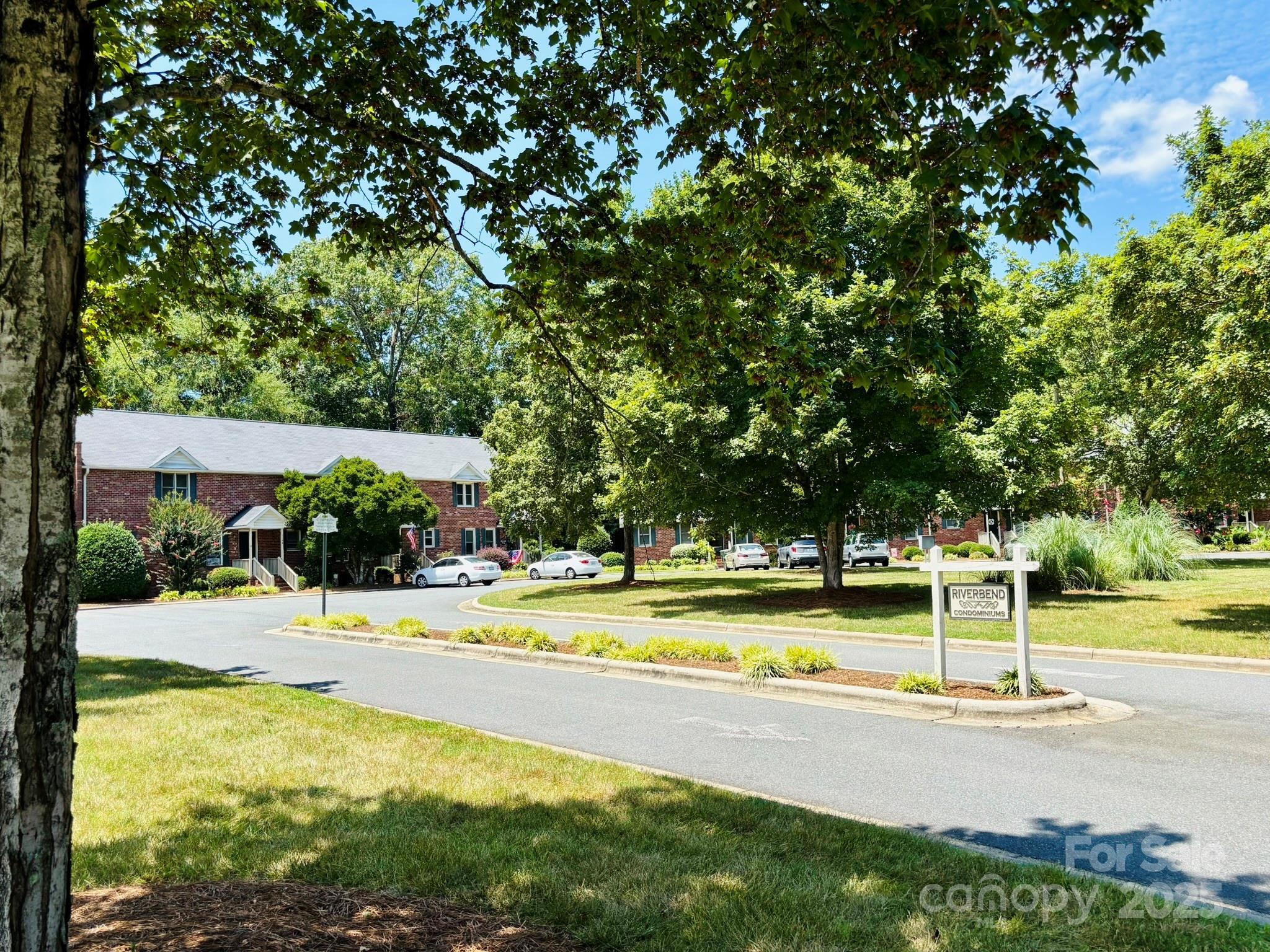 Property Photo: 1146 Crestmont Drive SE NC 28025