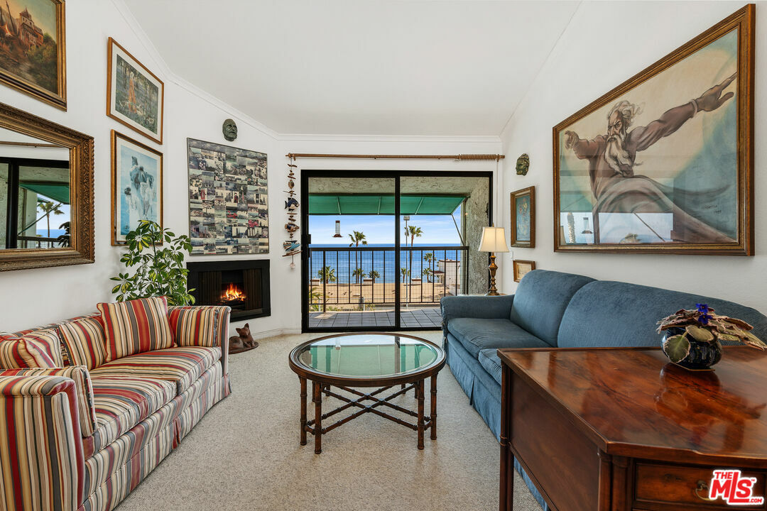 Property Photo: 26665 Seagull Way CA 90265