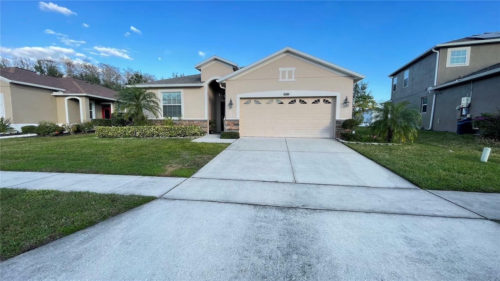 Property Photo:  14112 Queenside Street  FL 32824 