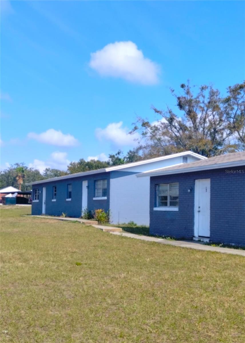 Property Photo: 325 W Pierce Street 2 FL 33850
