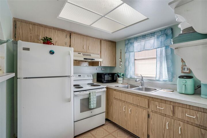 Property Photo: 2907 51st Avenue W FL 34205