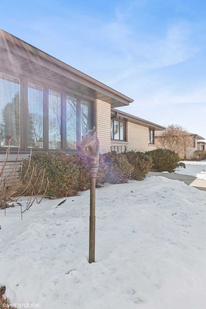 Property Photo:  1306 Mason Avenue  IL 60435 