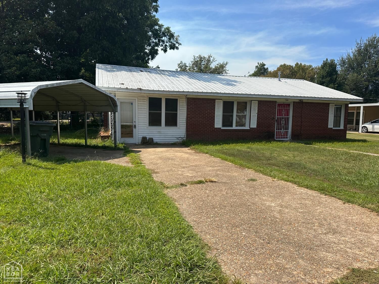 Property Photo: 504 Holmes AR 72411